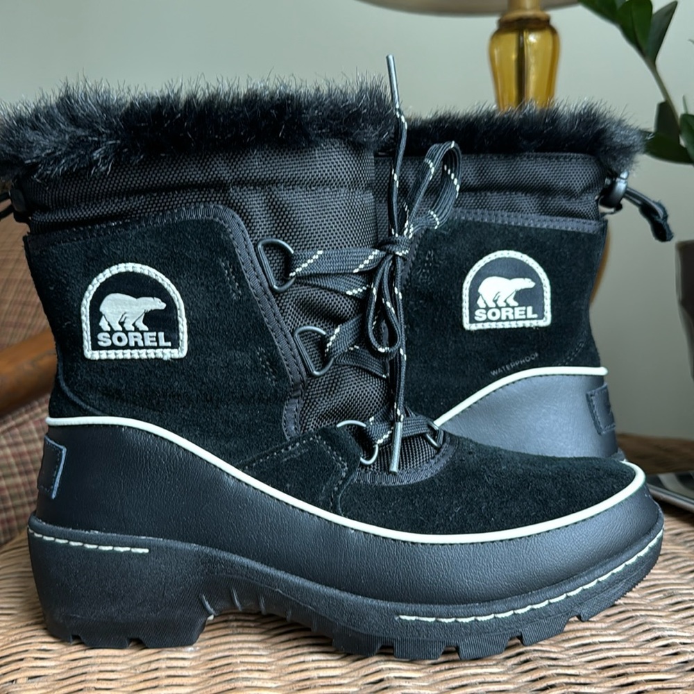 Sorel Tivoli III winter boots. Waterproof. Size 6